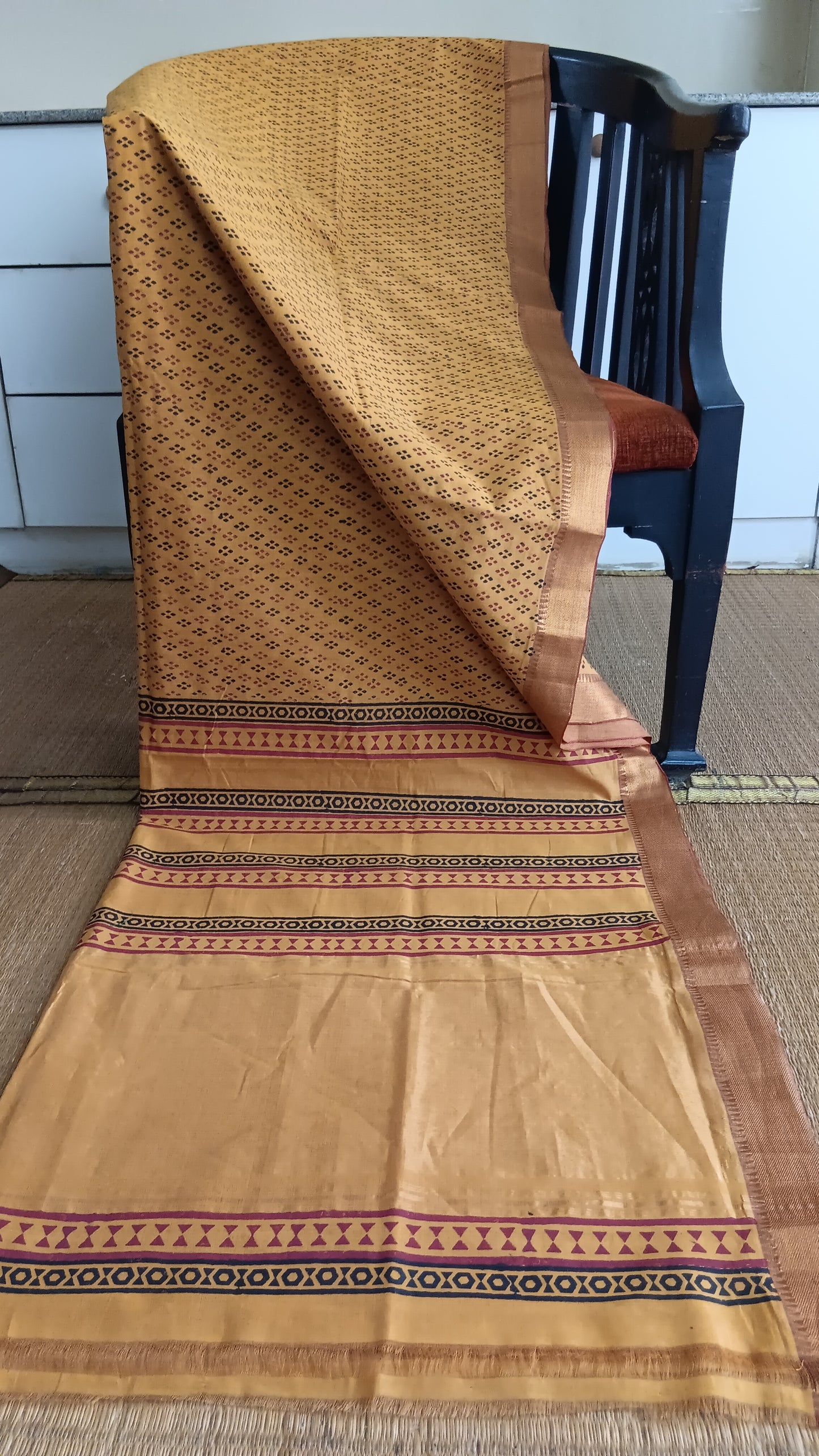 Hand woven function wear Mangalgiri cotton saree in Mustard with geometric patterns