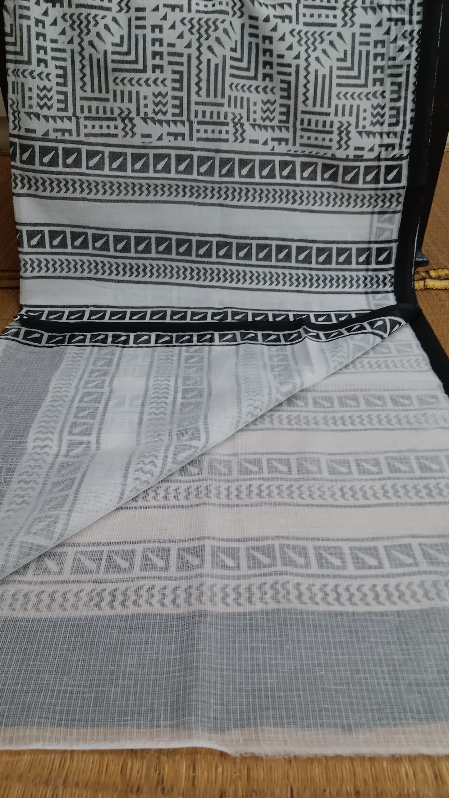 Abstract print kota cotton saree (CKT-104)