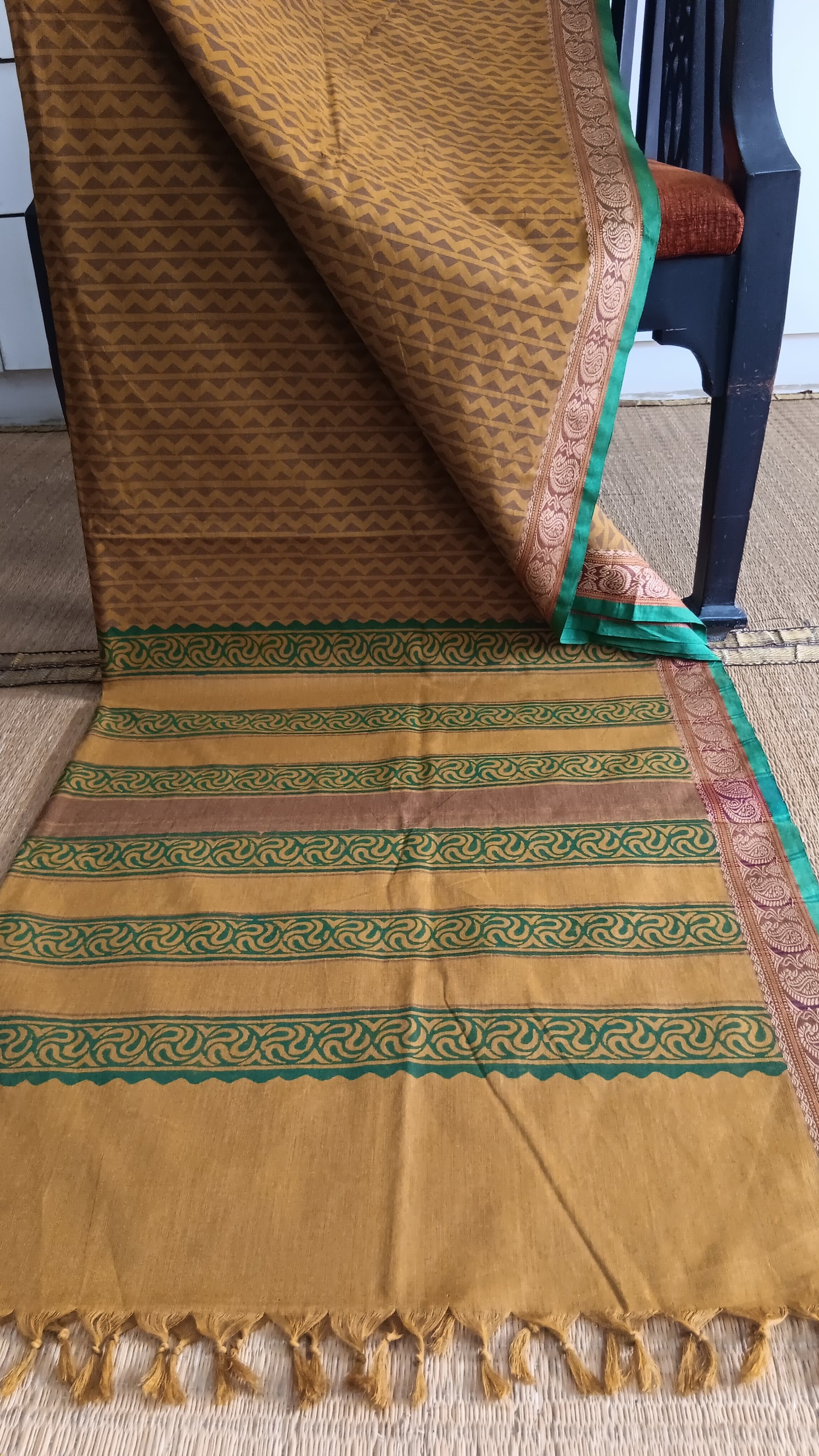 Brown daily wear cotton saree (DW-128)