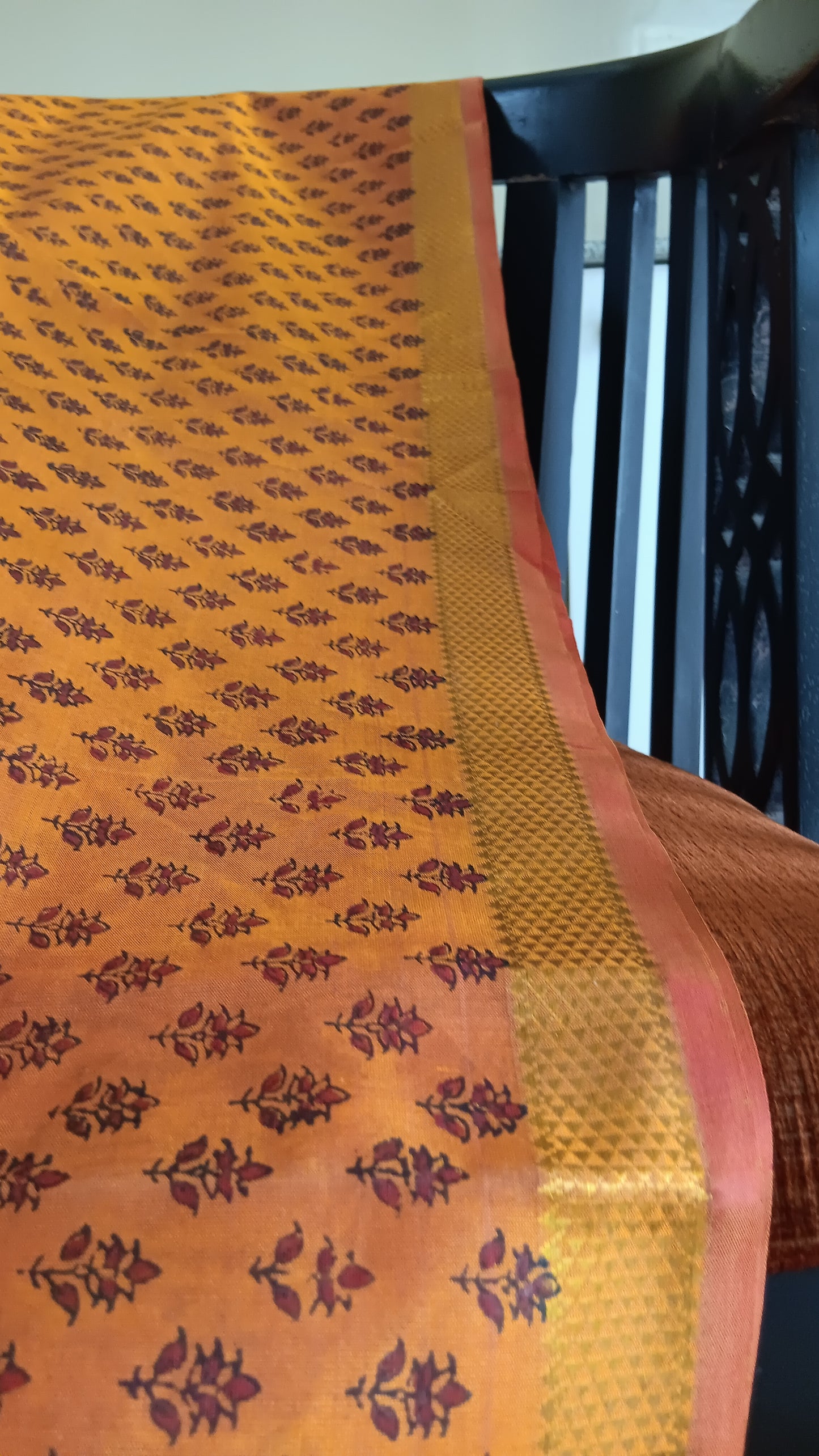 Floral motifs silk cotton saree (SC2-446)