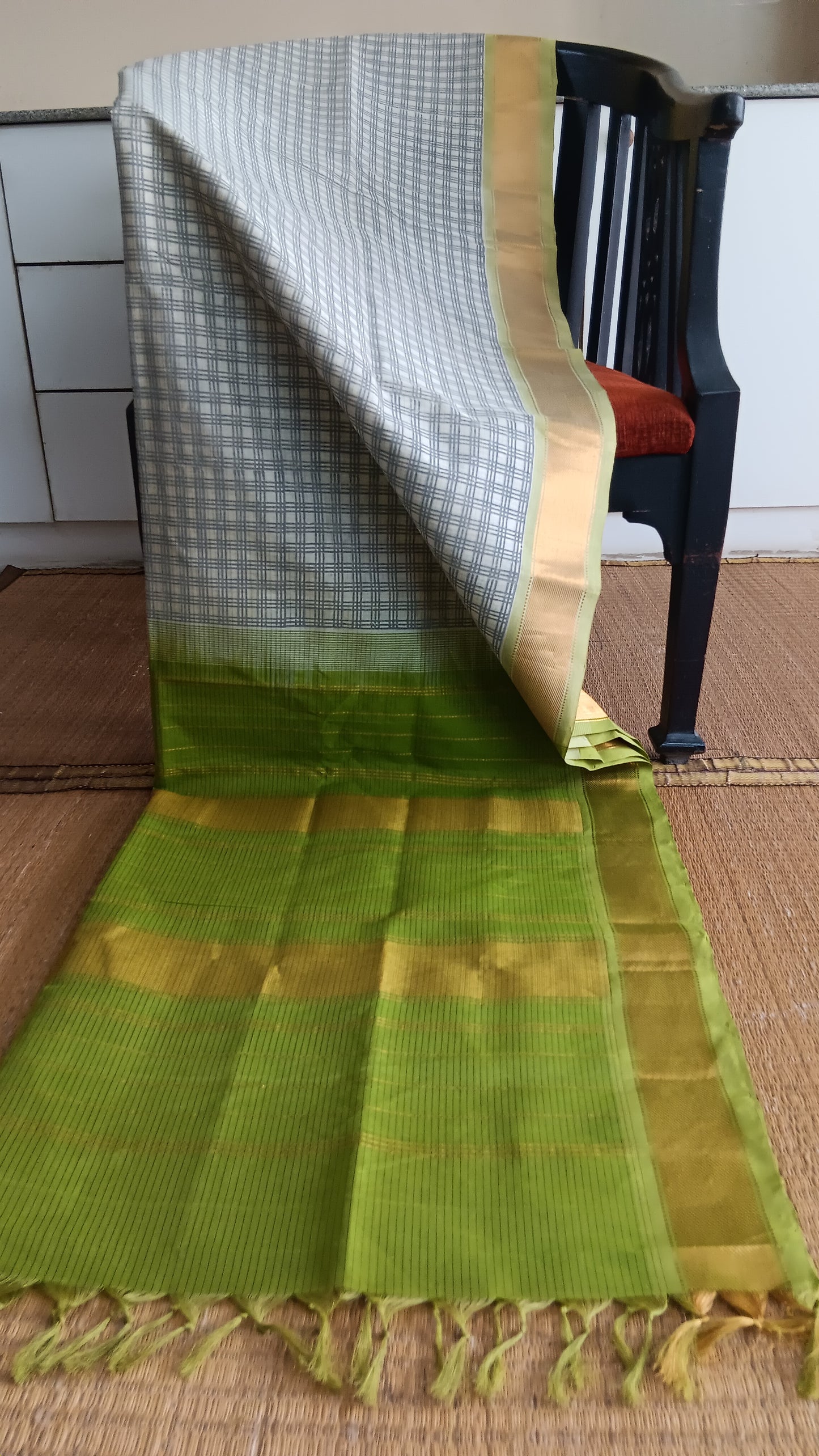 Grey and green silk cotton saree (SC4-440)