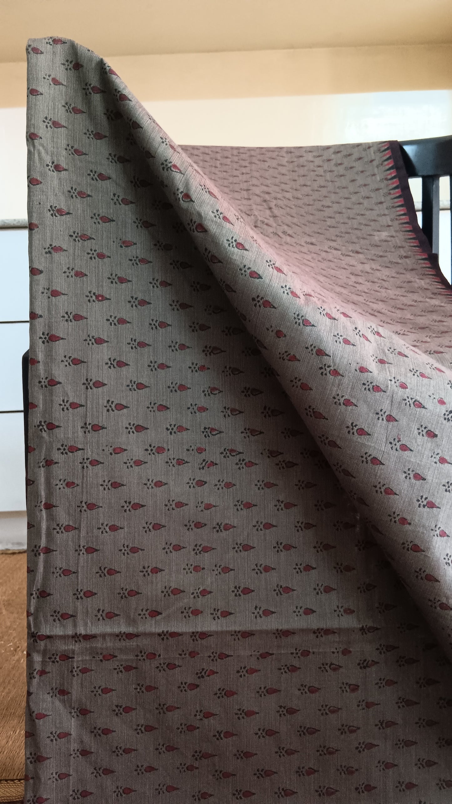 Grey cotton saree for office use (DW-506)