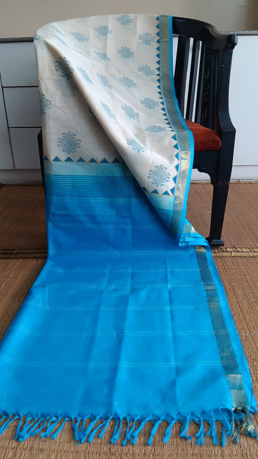 Off white and blue kolam print silk cotton saree (SC2-441)