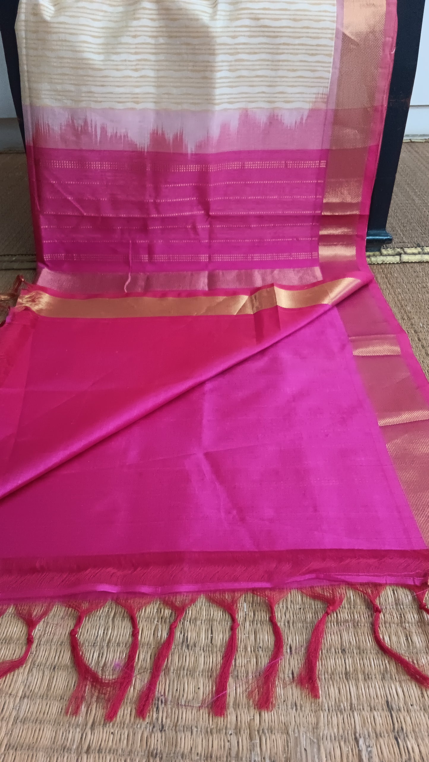 Off white silk cotton saree pink pallu (SC4-428)