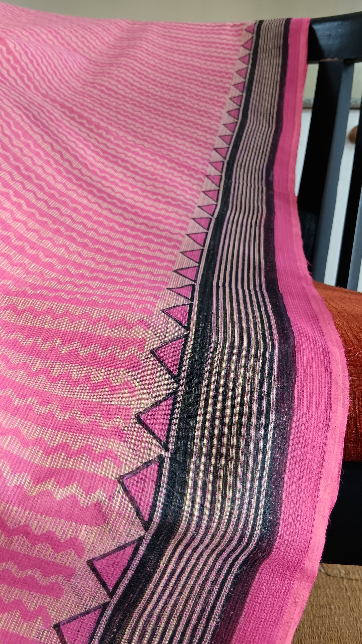 Close up view of the border of a daily use kota cotton saree