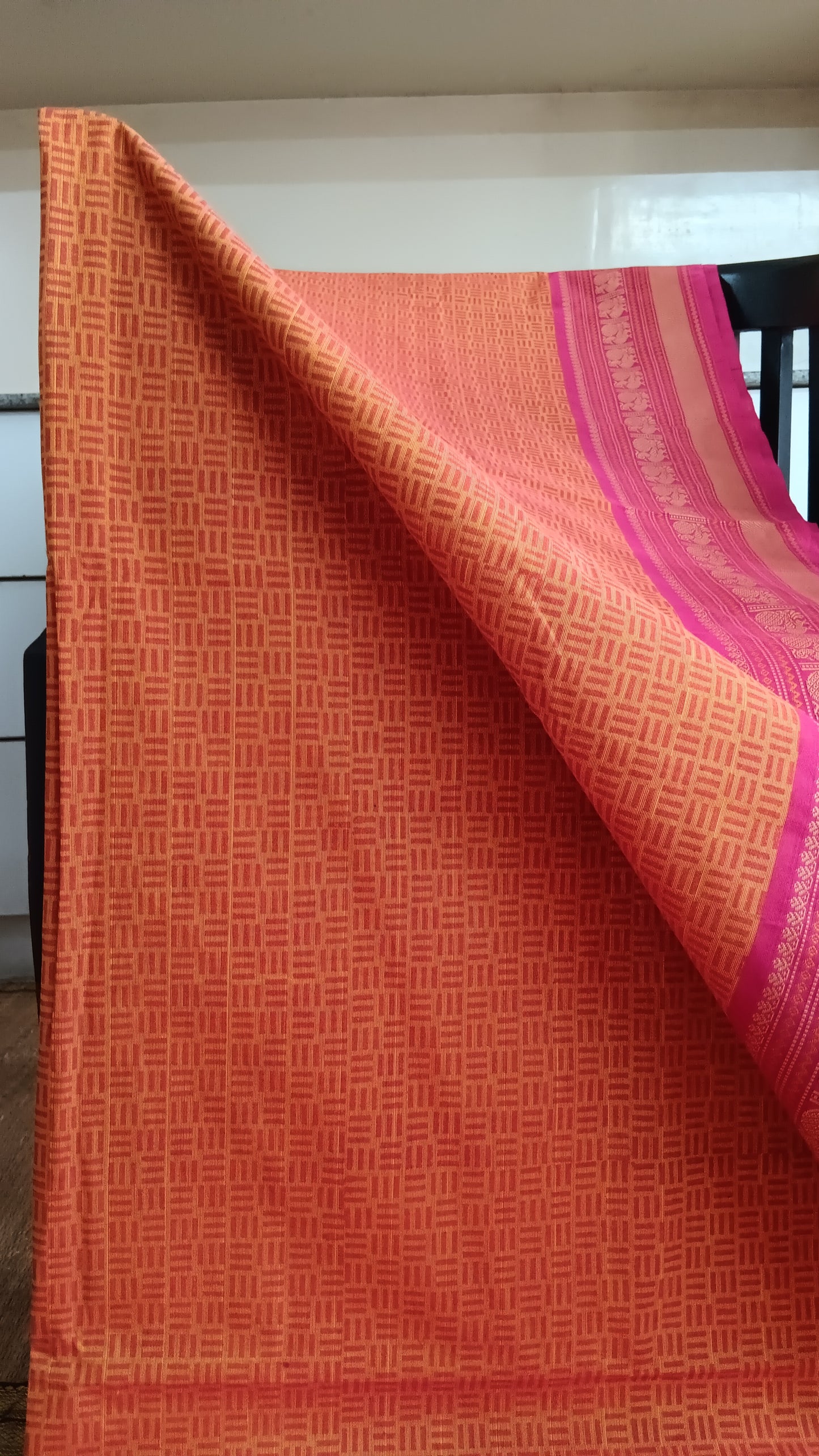 Pink thread border cotton saree (DW-121)