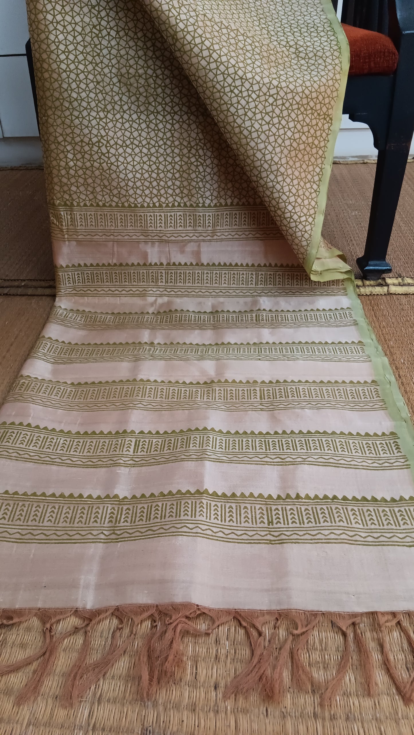 Simple beige silk cotton saree (SCP-147)