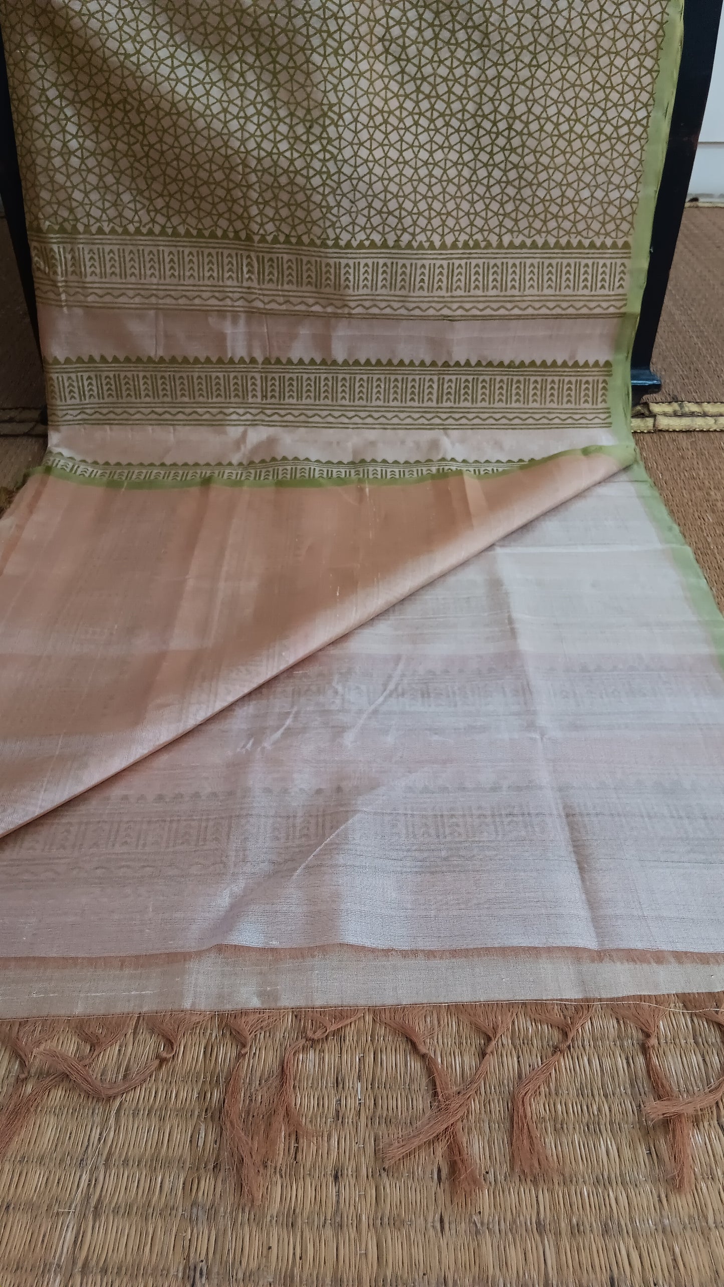 Simple beige silk cotton saree (SCP-147)