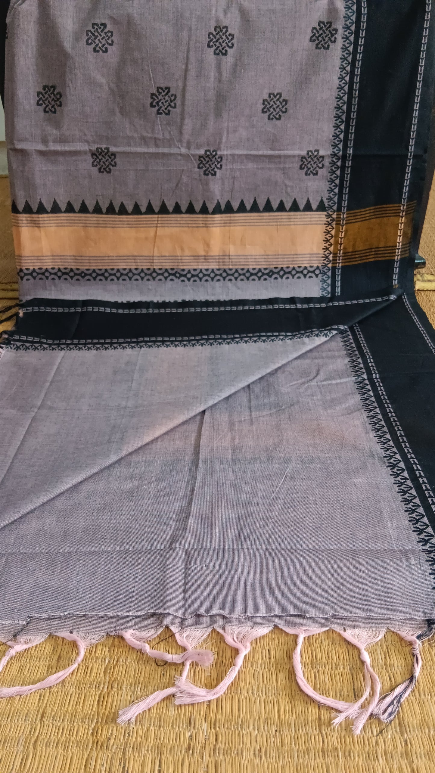 Simple cotton saree for daily use (DW-509)