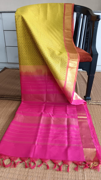 olive geometric block printed silk cotton saree pink pallu (SC4-390)